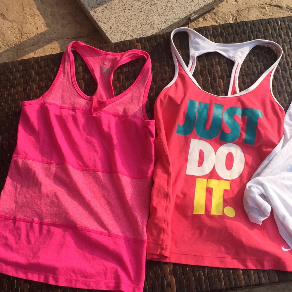 Lot 3 Nike tanks size s.